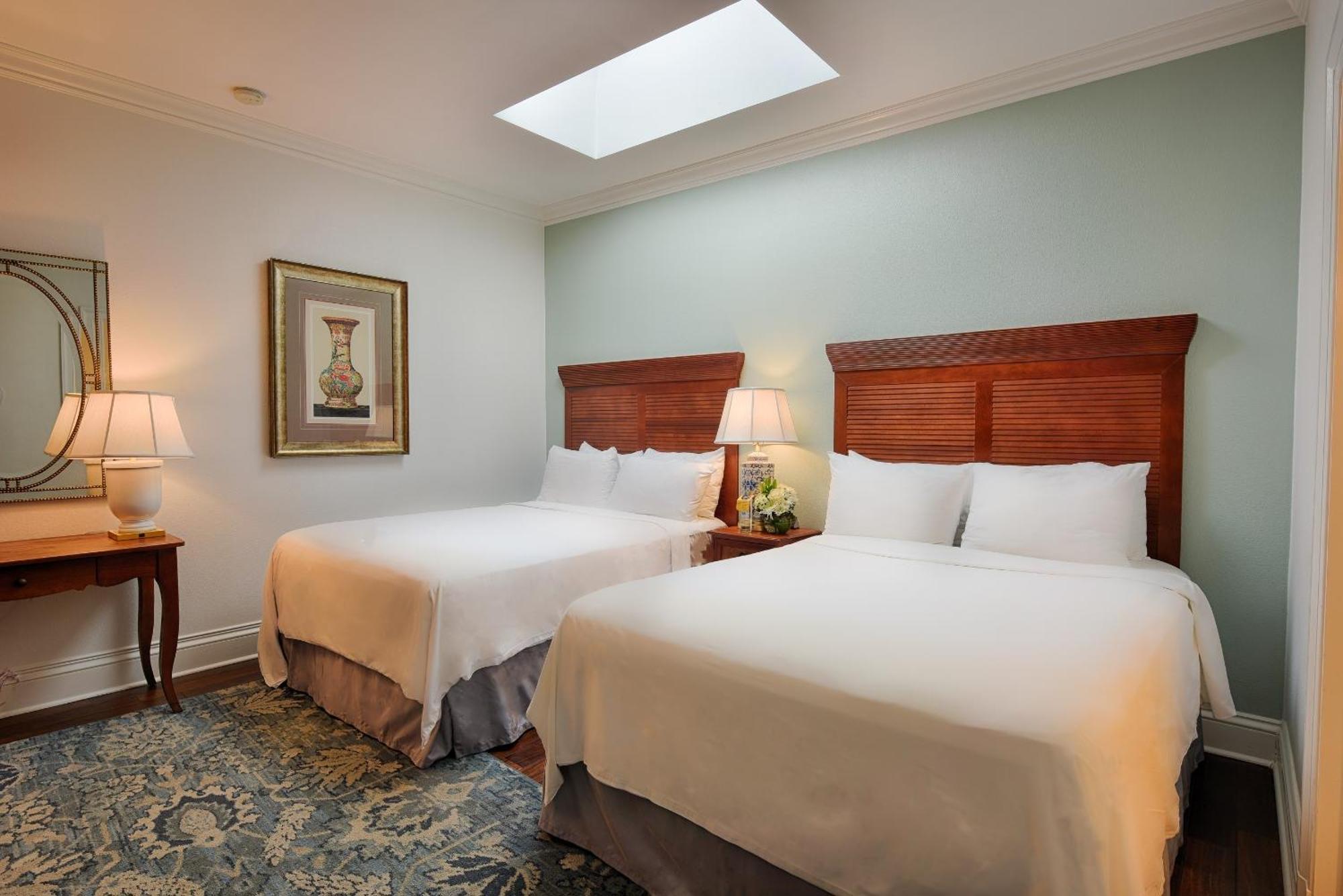Voco St James Hotel By Ihg New Orleans Exterior photo