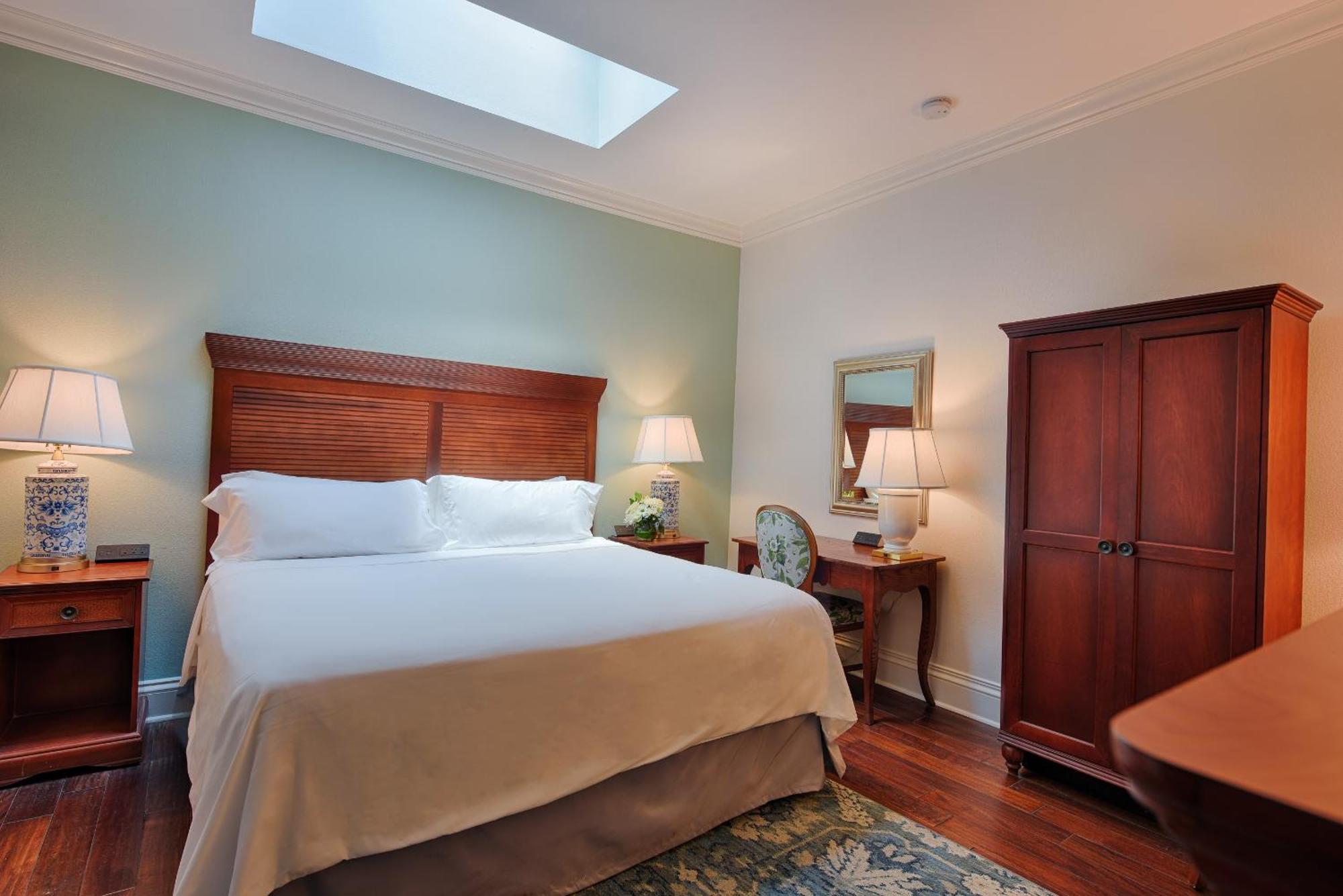 Voco St James Hotel By Ihg New Orleans Exterior photo